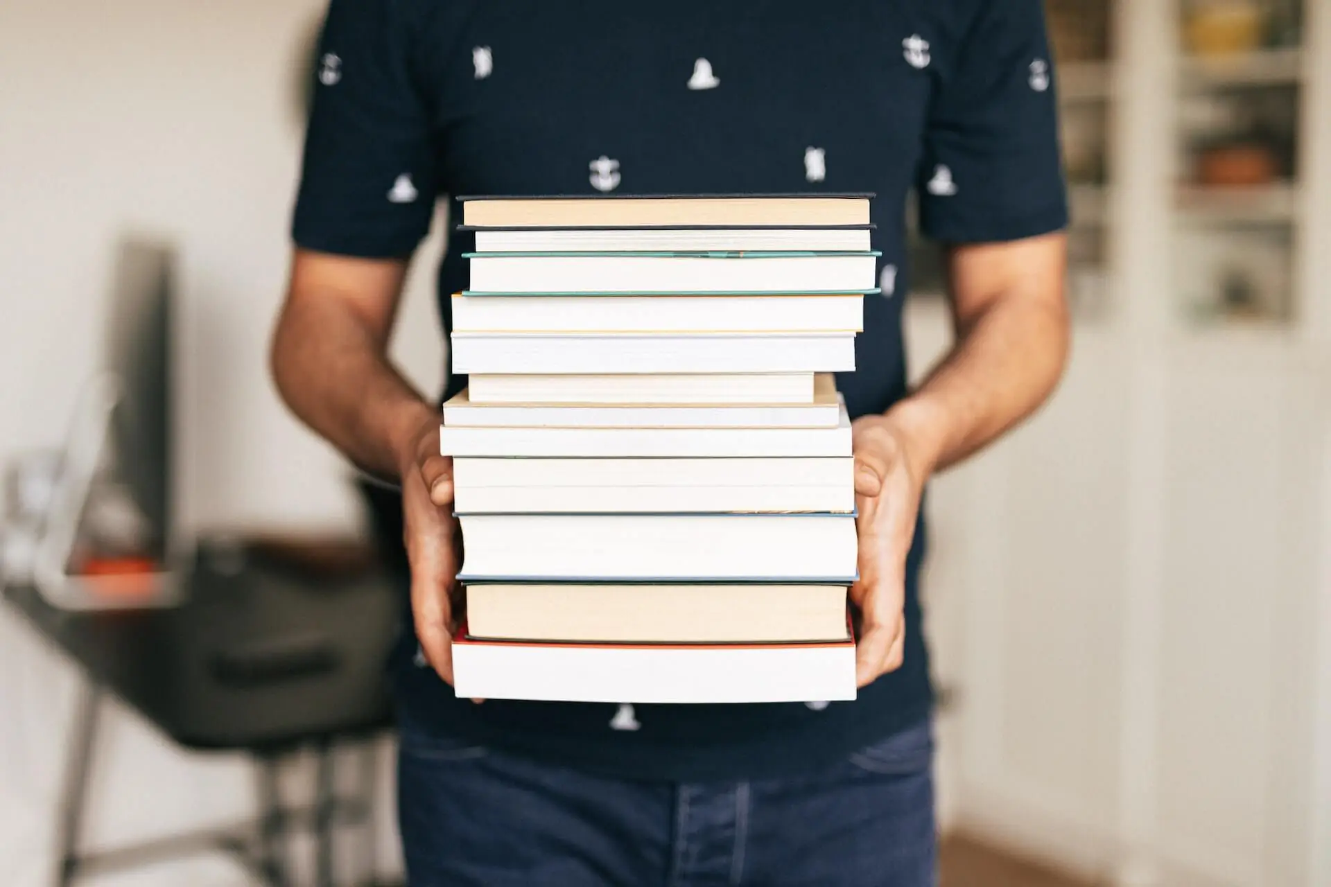 How to Pack Books When Moving