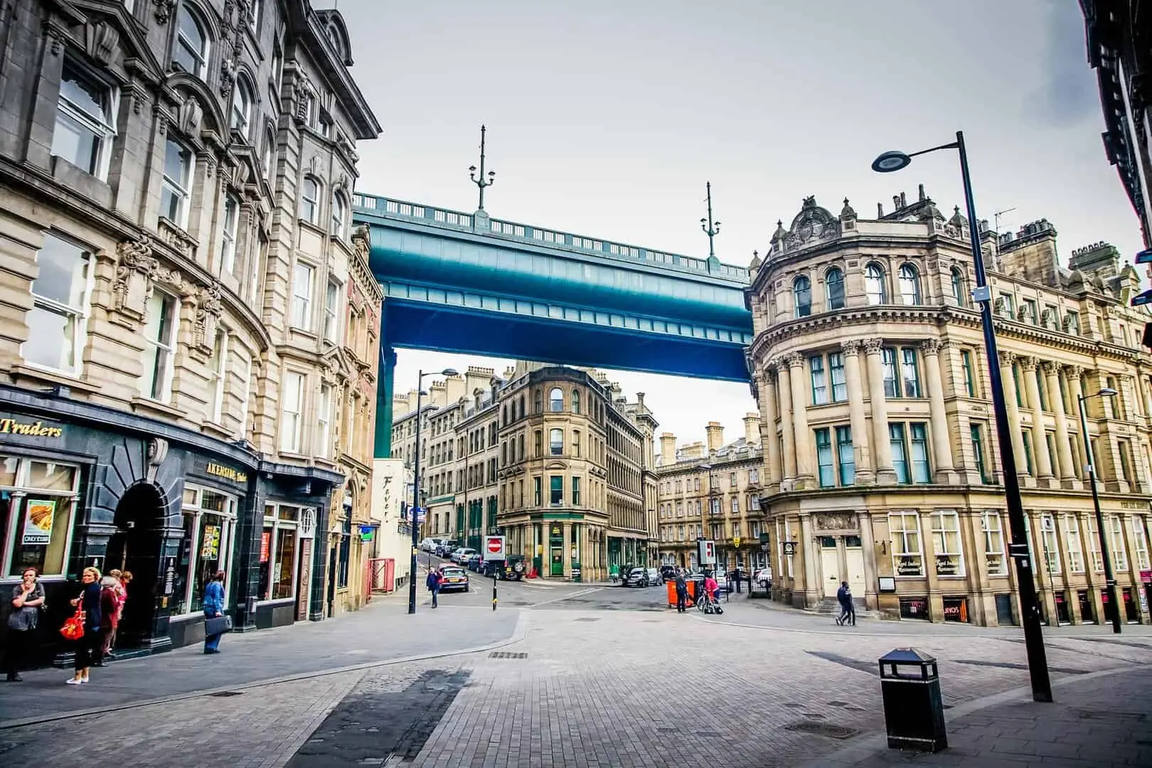Moving house costs in the UK – A practical guide to fees for moving house