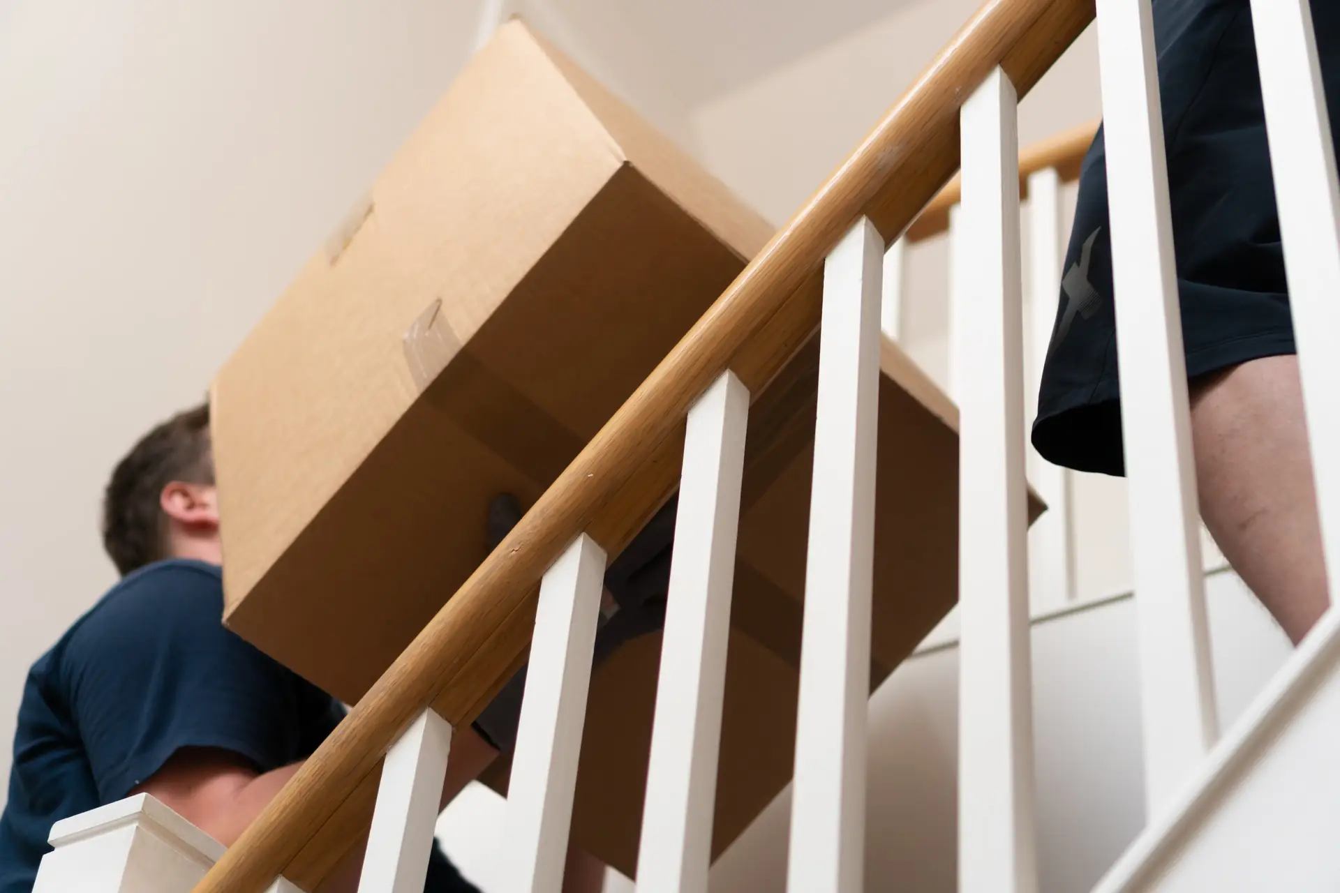 Benefits of Choosing Storage with Collection - London